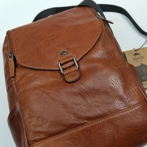 JACK GEORGES Voyager Convertable Crossbody/Backpack - Picture 6 of 12